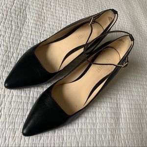 Pointed toe pumps with ankle strap size 7